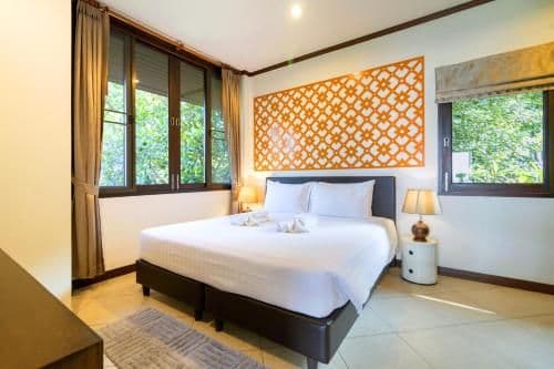 2-Bedroom Villa with Sea View