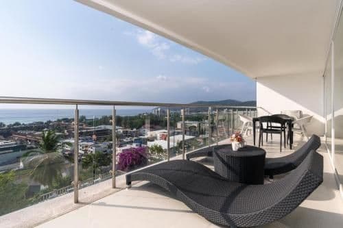 Ocean view condo in Sunset Plaza Ocean view condo in Sunset Plaza