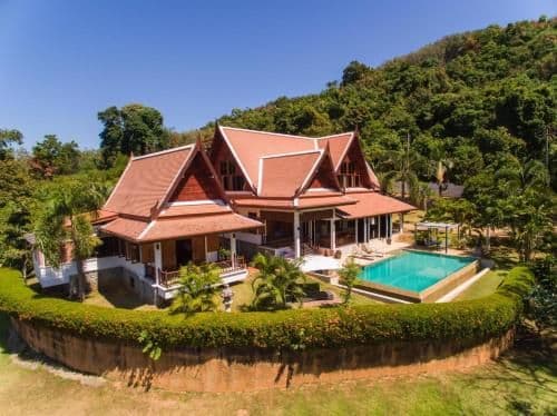 Private Luxury in Yamu Village Private Luxury in Yamu Village