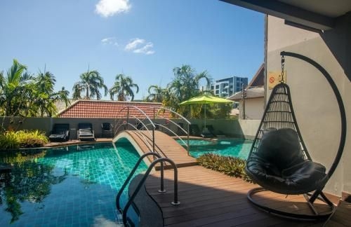 Family suite at Naiharn beach, Calypso condo by PLH Phuket1