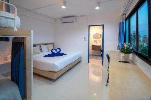 Deluxe Family Room