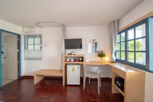 Deluxe Double Room with Balcony and Sea View