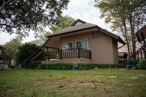 Deluxe Double or Twin Room with Mountain View
