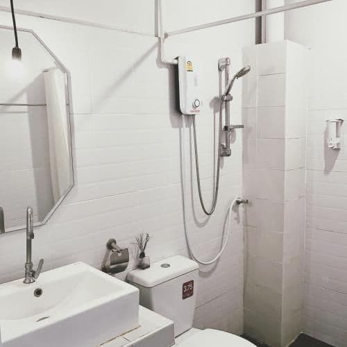 Twin Room with Private Bathroom