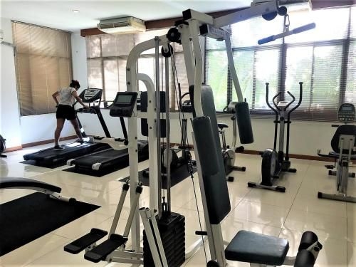 Sea view 2 bed condo Pattaya2