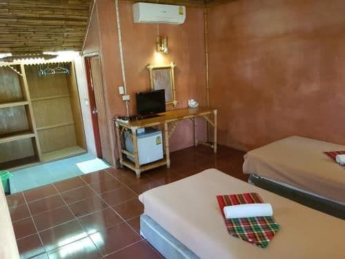 Twin Room with Bathroom