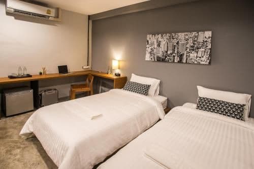 Standard Twin Room