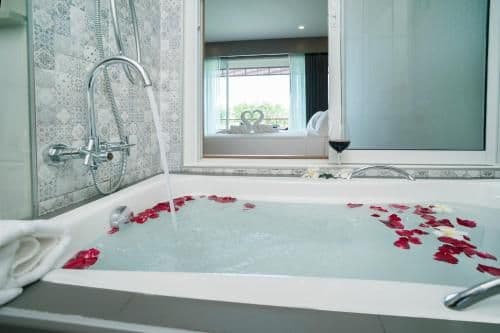 Deluxe Double or Twin Room with Sea View