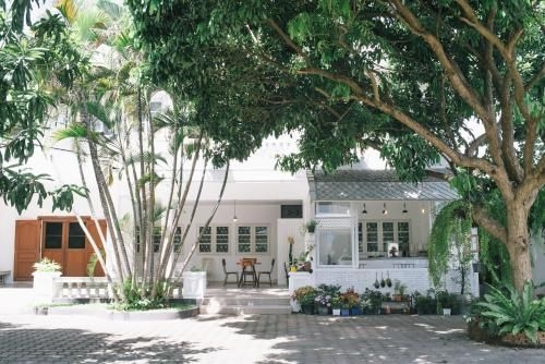DoubleTree House0