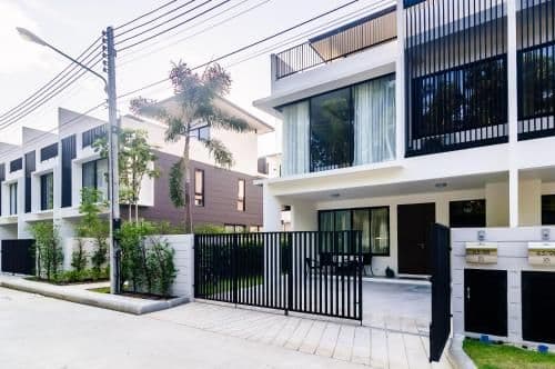 Elata townhouse 3 bdr 3 bth, 800m to Bangtao beach Elata townhouse 3 bdr 3 bth, 800m to Bangtao beach