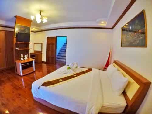 Sairung Villa 7 Bedroom in Patong Beach Sairung Villa 7 Bedroom in Patong Beach