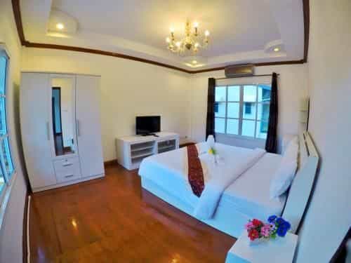 Sairung Villa 7 Bedroom in Patong Beach Sairung Villa 7 Bedroom in Patong Beach