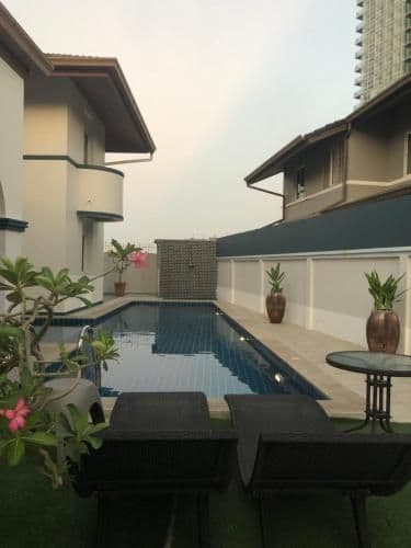 Deluxe Villa