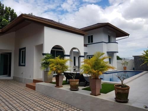 Deluxe Villa