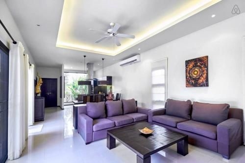 Vacation pool villa Naiharn Phuket4