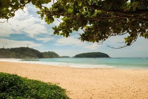 Vacation pool villa Naiharn Phuket3
