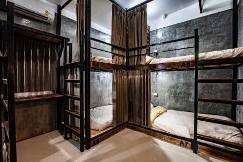 Single Bed in Mixed Dormitory Room