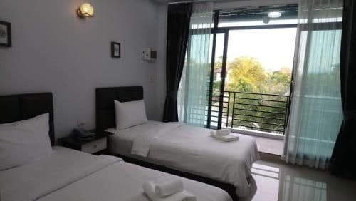 Standard Twin Room