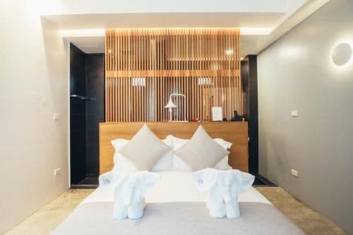 Queen Room