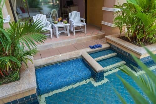Suite with Pool View