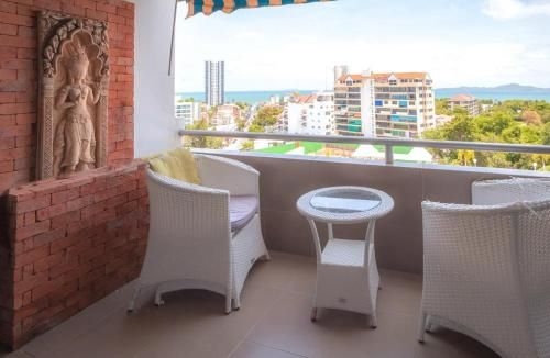 1 Bedroom 716 High Floor Seaview3