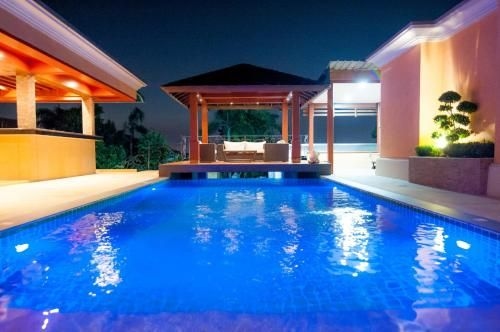 Overlooking Pattaya City - Private Luxury Pool (Overlooking Pattaya City Private Luxury Pool)0