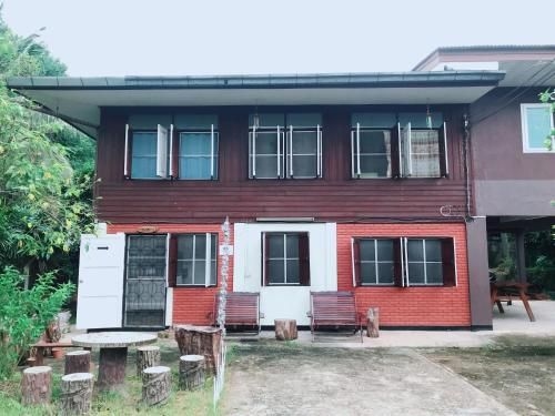 Tee Nont Guesthouse0