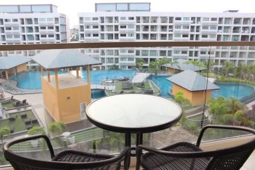 Laguna Beach Resort 3 Maldives by Alula Pattaya0