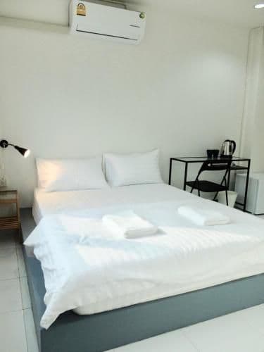 Double Room with Window