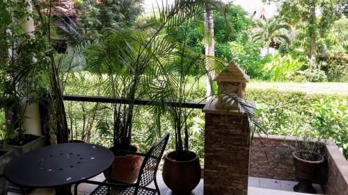 Periwinkle Villa1