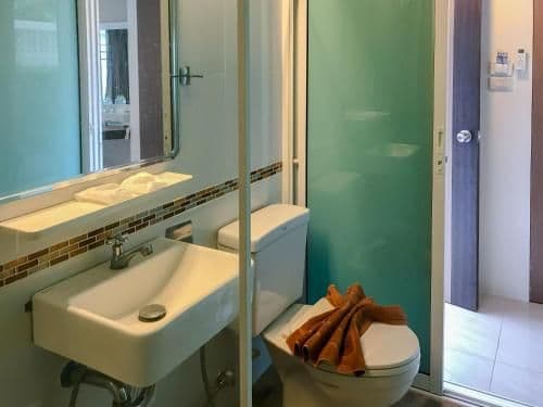 Deluxe Double Room with Pool Access