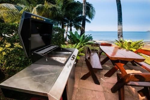 Villa - Beach Front