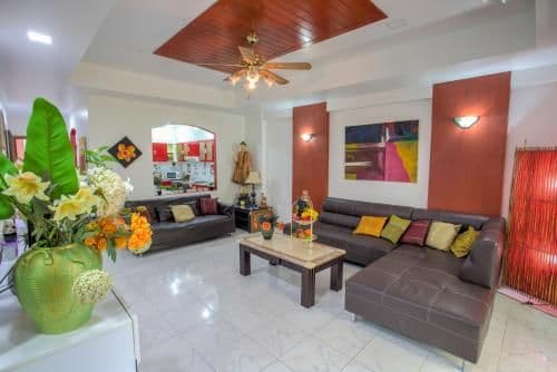 APT 3 Chambres (6 pers), situation exceptionnelle tres recherche ,quartier calme APT 3 Chambres (6 pers), situation exceptionnelle tres recherche ,quartier calme
