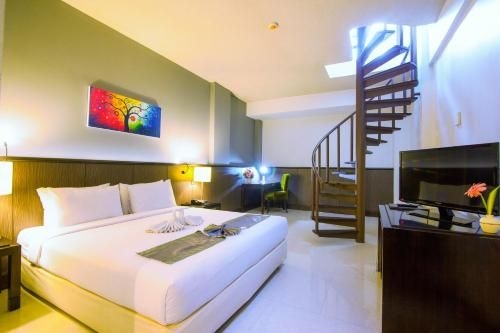 Blue Sky Resort & Spa by Favstay1