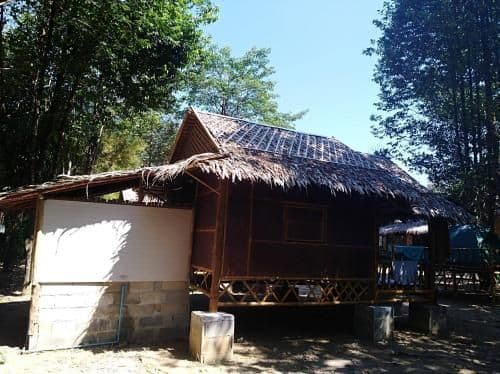 Bungalow with Garden View