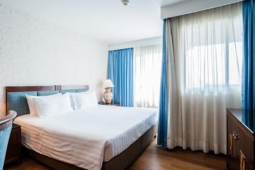 Loyal Grand Bangkok by Favstay Loyal Grand Bangkok by Favstay
