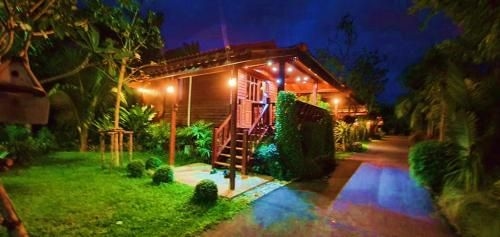 Baan Suan Naifun - Taladnum Tha Kha0
