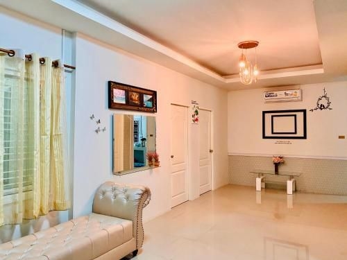 บ้านปาณิสรา พูลวิลล่า (Baan Panisara Pool Villa)4