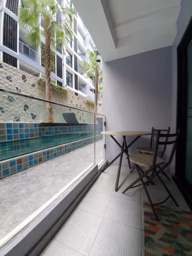 One-Bedroom Apartment