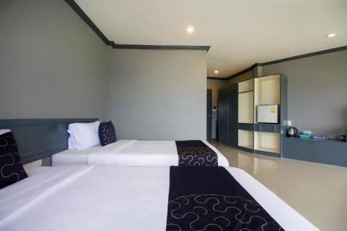 Deluxe Twin Room with Sea View