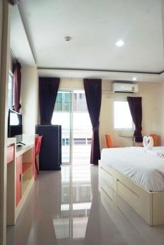 Studio with Balcony