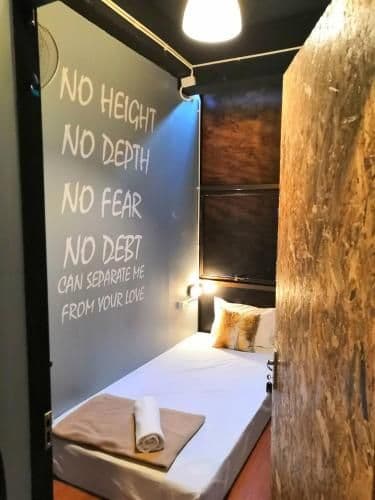 Single Room with Shared Bathroom