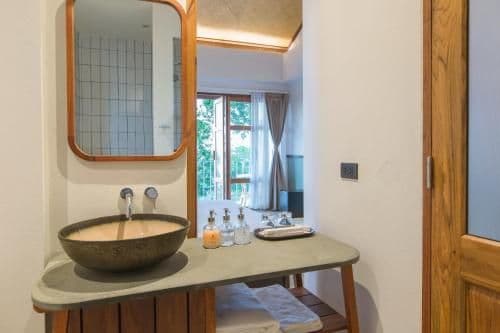 Hilltop Sea View Room