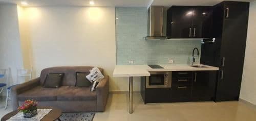 Apartment with Pool View