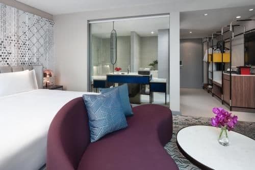 AVANI Deluxe Room