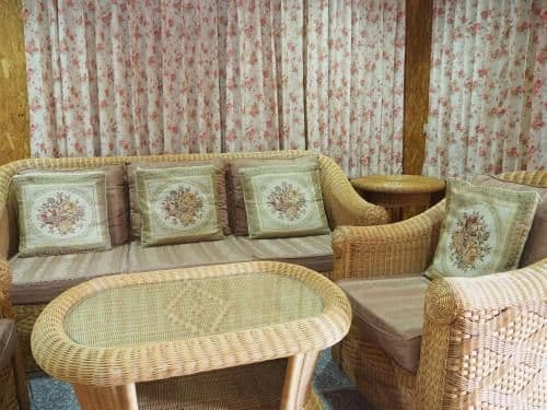 Bungalow with Garden View