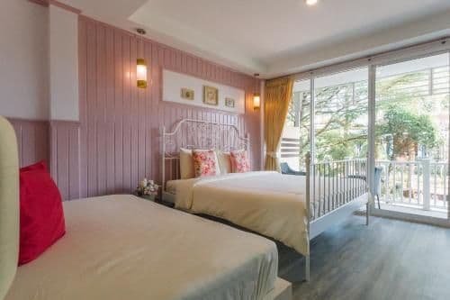 Standard Queen Room