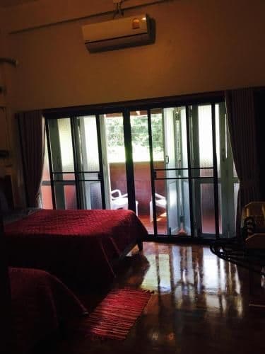 Twin Room with Private External Bathroom
