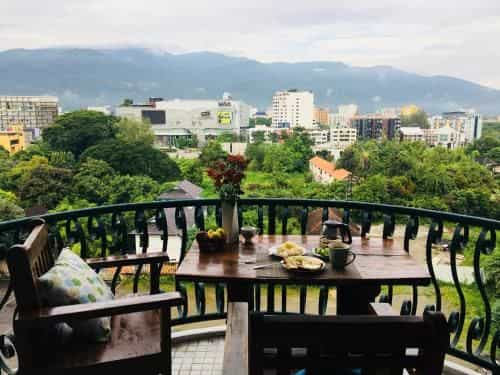 Maya Apartment With Mountain View Maya Apartment With Mountain View