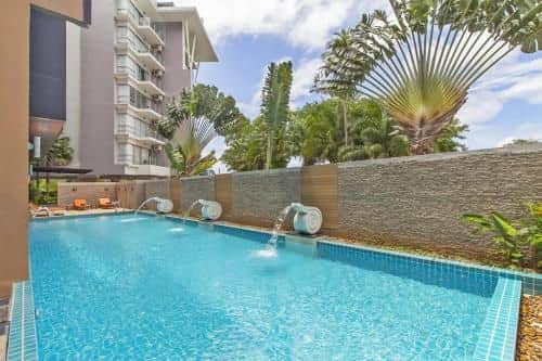 Chic Condo Chic Condo